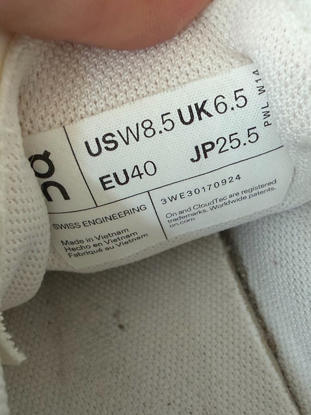 On Cloudnova Women's Form 2 Sneakers in White, Size US 8.5 - Picture 9 of 13